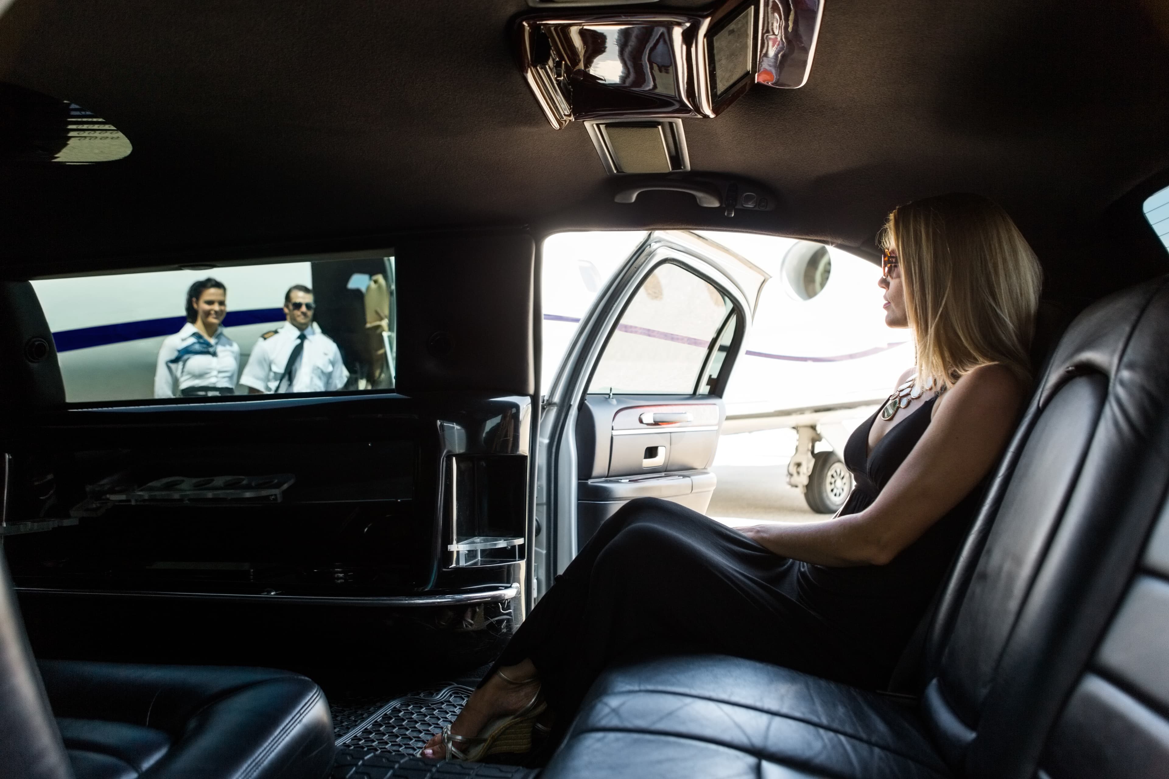 Provide tailored services in-lounge. Leverage real-time verification and alerts resulting in uniquely personalized experiences for your most valuable customers.